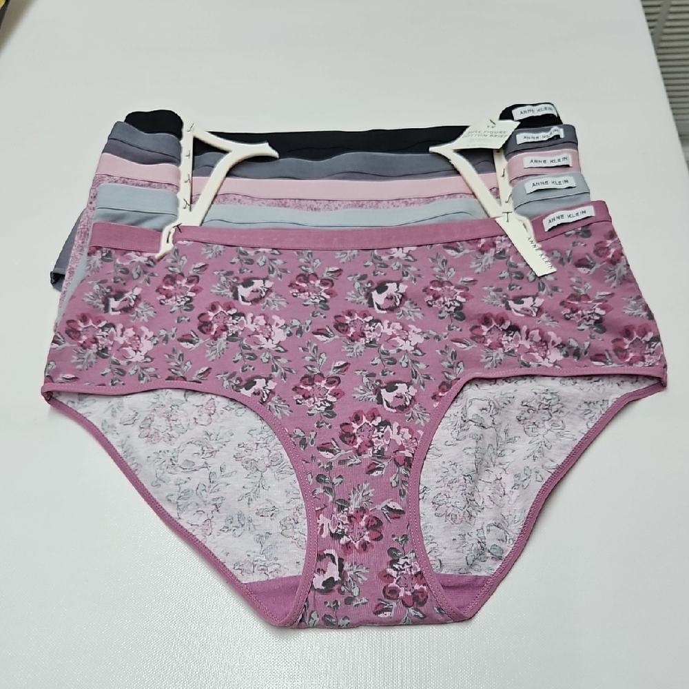 Floral Print Woman's Underwear Set - Pink, Gray, Black